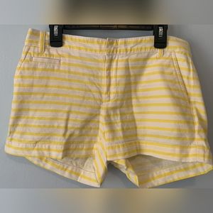 Gap yellow strip shorts